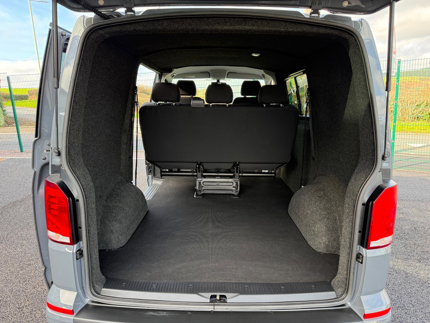 Used Volkswagen Transporter for sale - 77663708: Photo 12