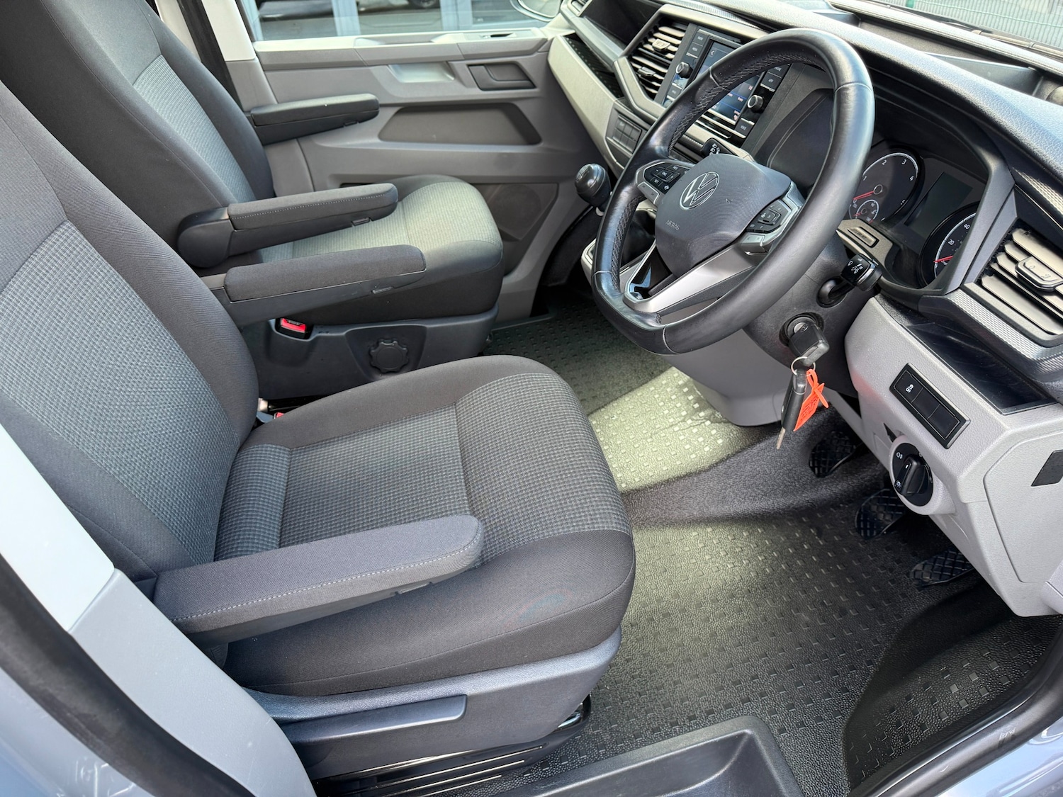 Used Volkswagen Transporter for sale - 77663708: Photo 23