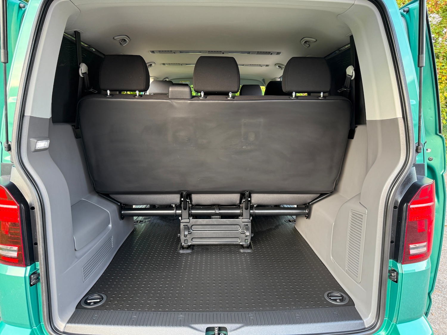 Used Volkswagen Transporter Shuttle 2020 for sale - 77618339: Photo 12