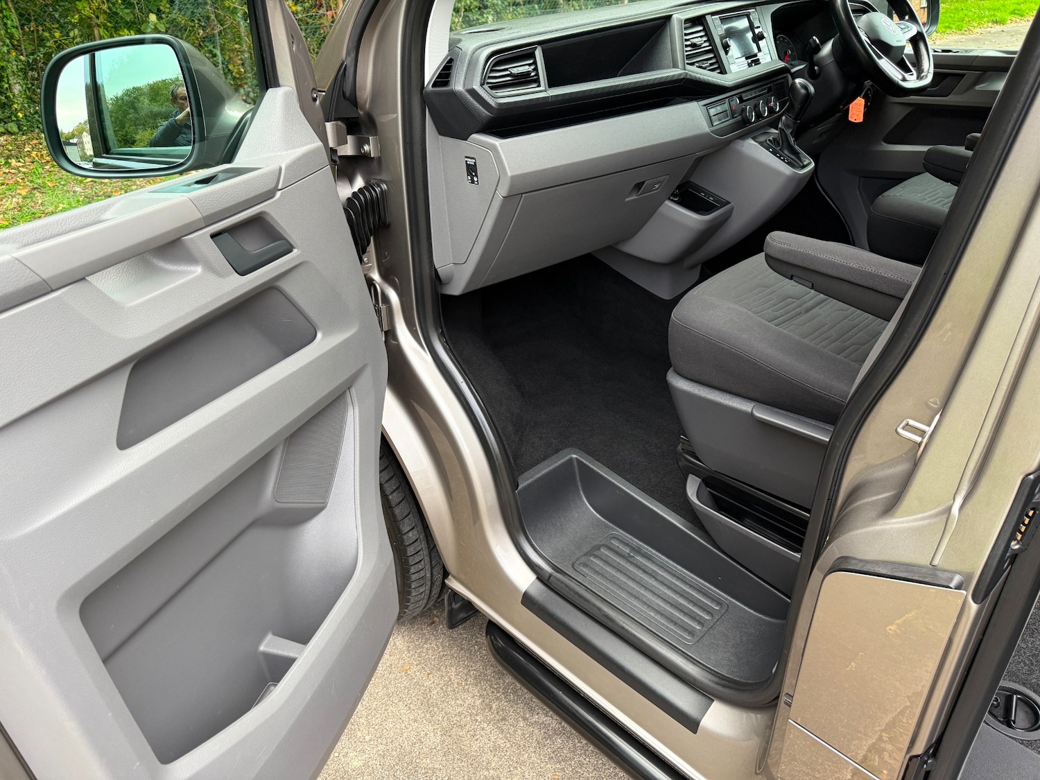 Used Volkswagen Transporter Shuttle 2021 for sale - 76392411: Photo 18