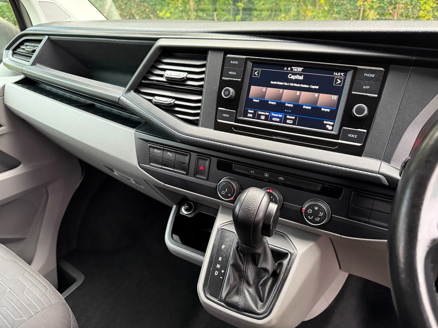 Used Volkswagen Transporter Shuttle 2021 for sale - 76392411: Photo 23