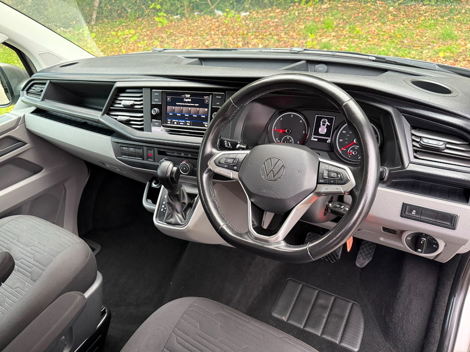 Used Volkswagen Transporter Shuttle 2021 for sale - 76392411: Photo 24