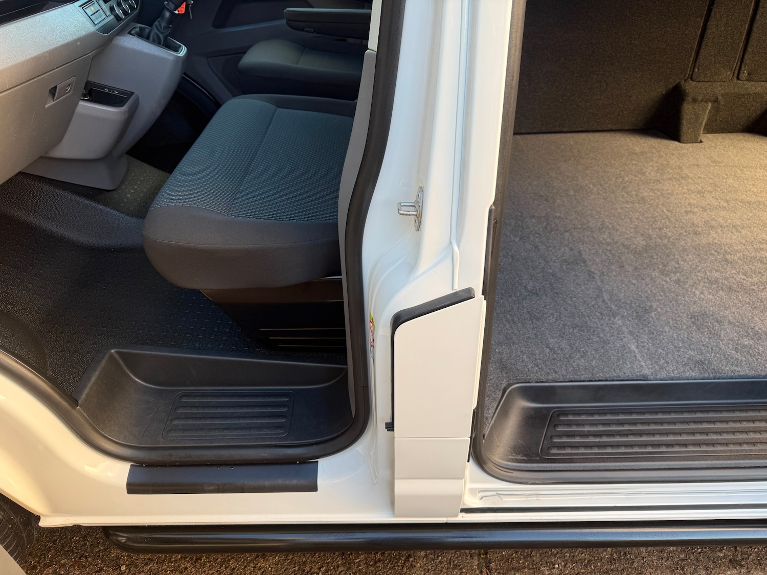 Used Volkswagen Transporter 2020 for sale - 76924790: Photo 18