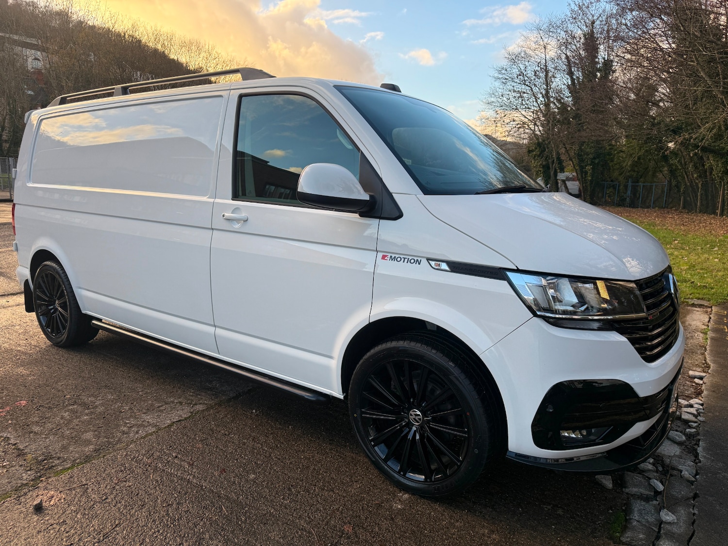 Used Volkswagen Transporter 2020 for sale - 76924790: Photo 2