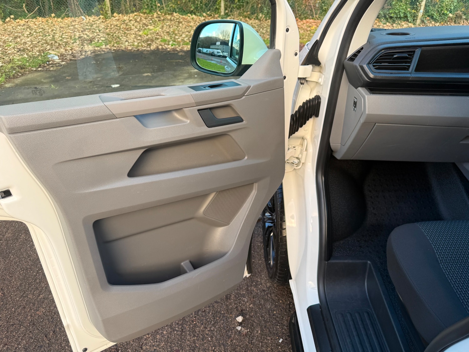 Used Volkswagen Transporter 2020 for sale - 76924790: Photo 20