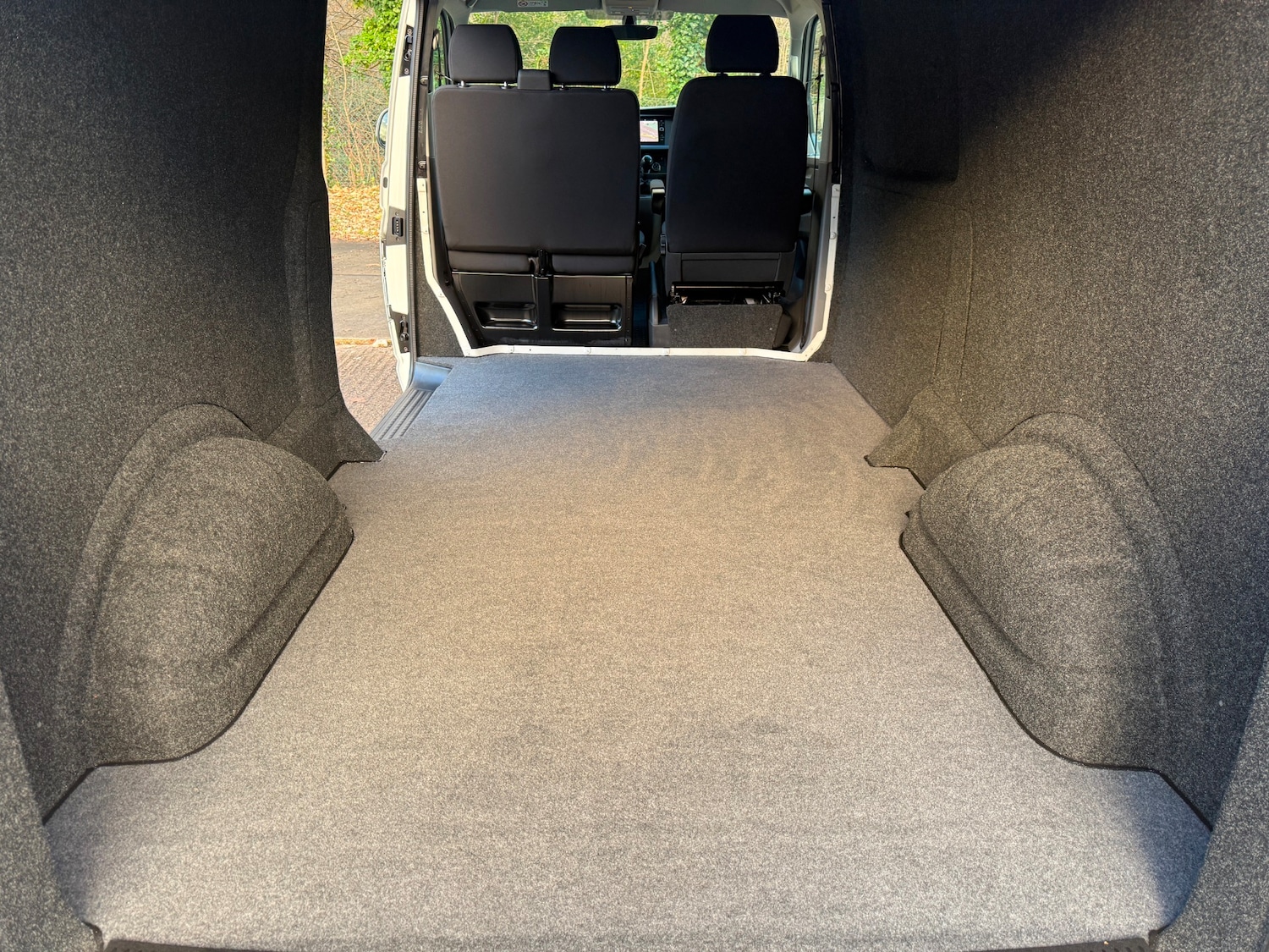 Used Volkswagen Transporter 2020 for sale - 76924790: Photo 3