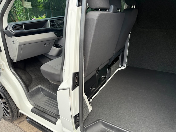 Used Volkswagen Transporter 2021 for sale - 75399778: Photo 4