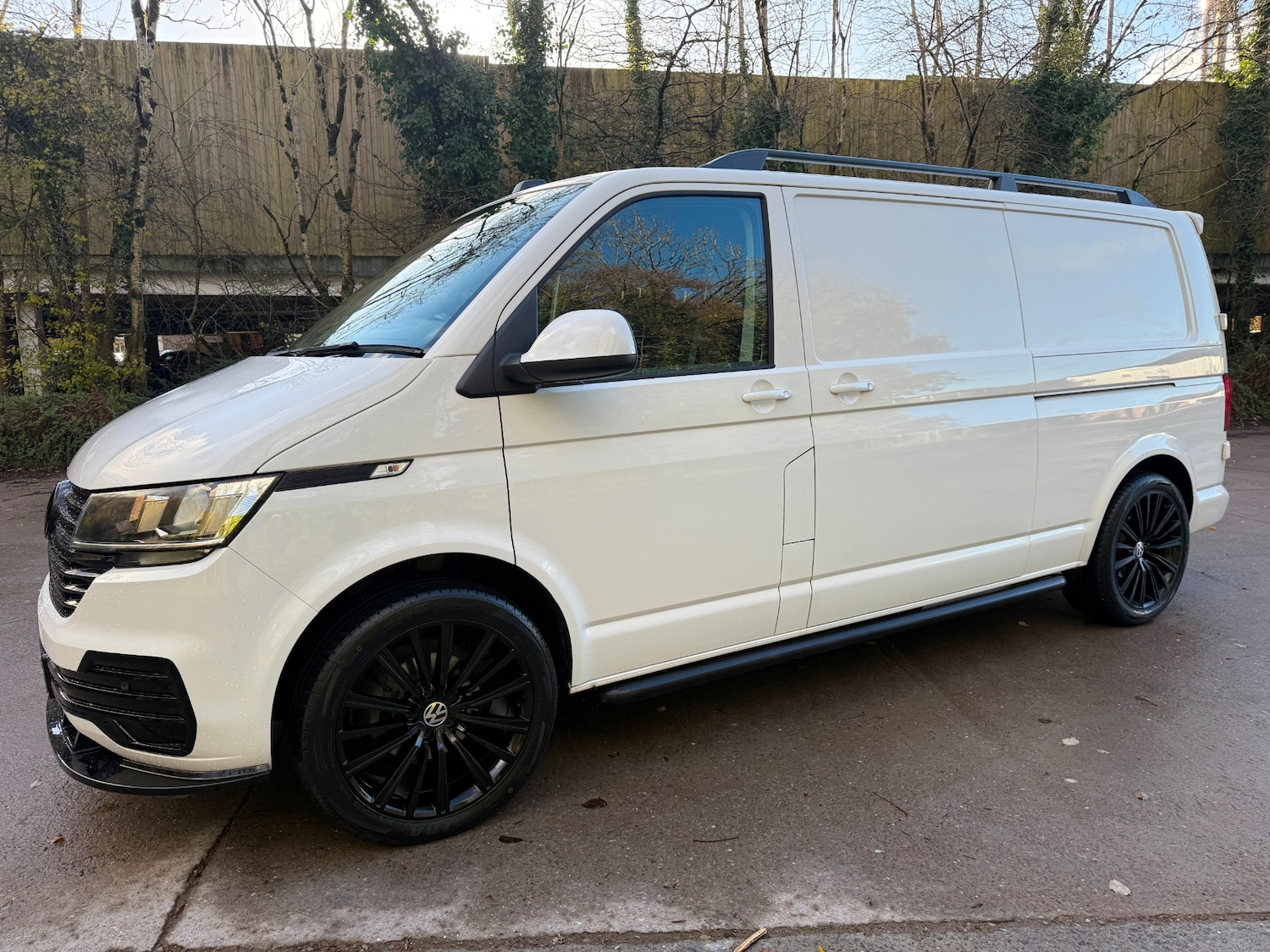 Used Volkswagen Transporter 2020 for sale - 76785469: Photo 1