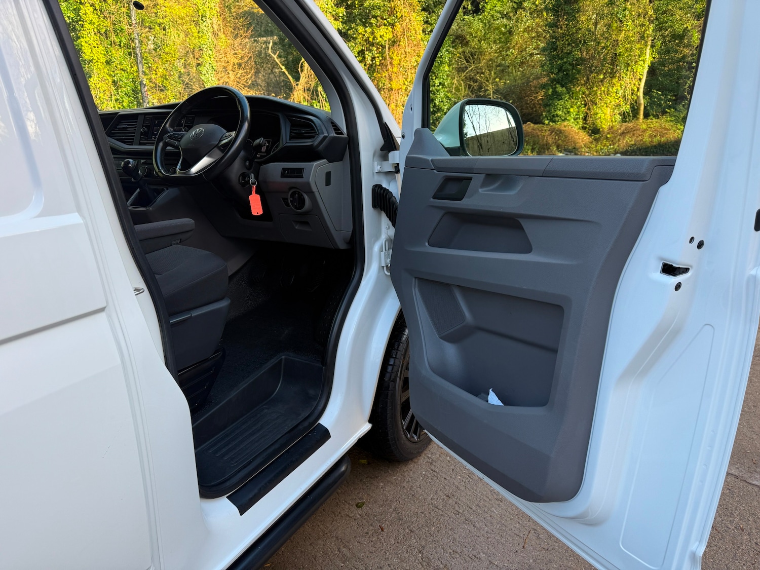 Used Volkswagen Transporter 2020 for sale - 76785469: Photo 20