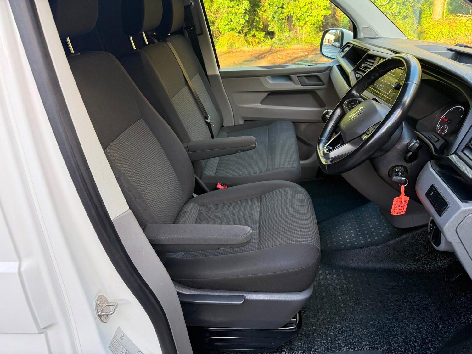 Used Volkswagen Transporter 2020 for sale - 76785469: Photo 23