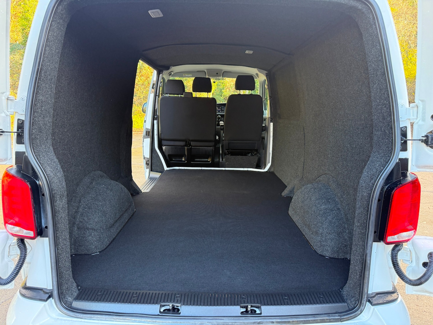 Used Volkswagen Transporter 2020 for sale - 76785469: Photo 4