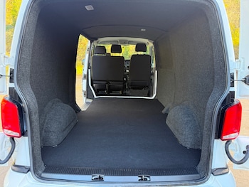 Used Volkswagen Transporter 2020 for sale - 76785469: Photo