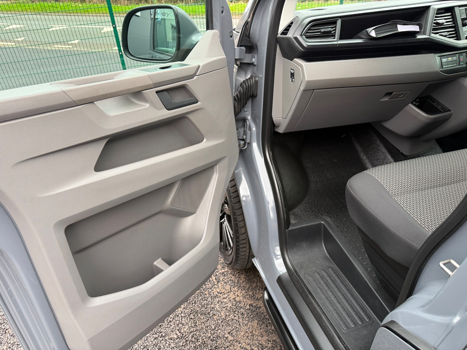 Used Volkswagen Transporter 2023 for sale - 77745125: Photo 13