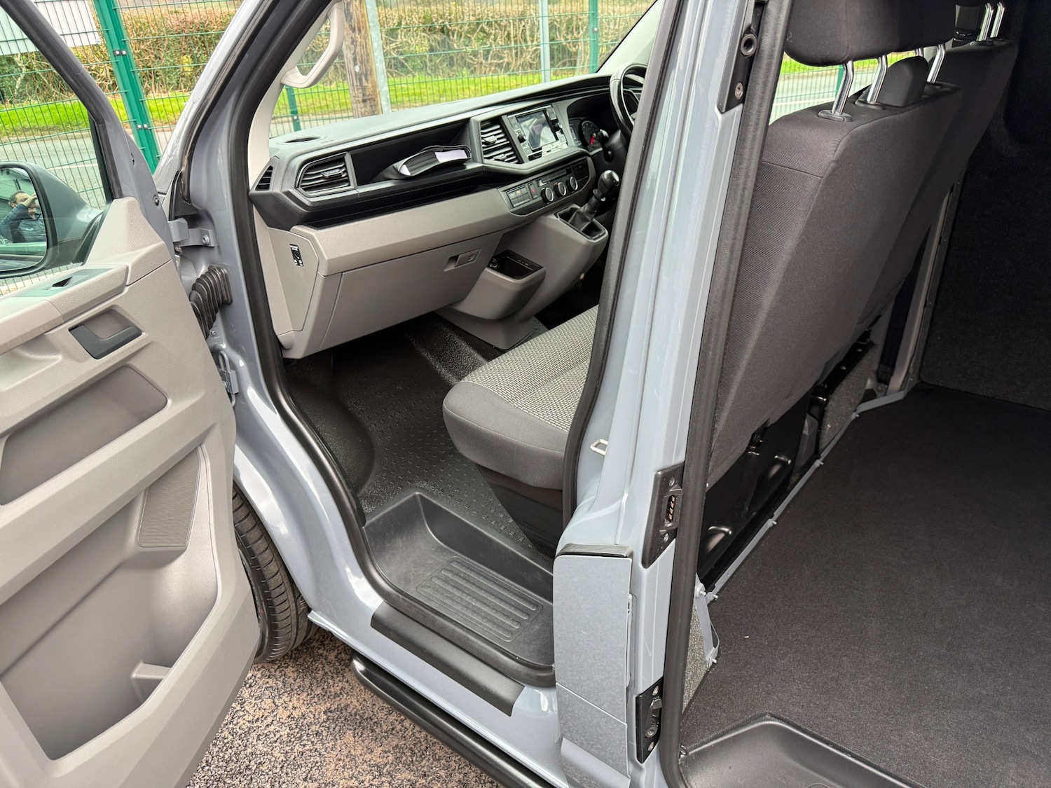 Used Volkswagen Transporter 2023 for sale - 77745125: Photo 15