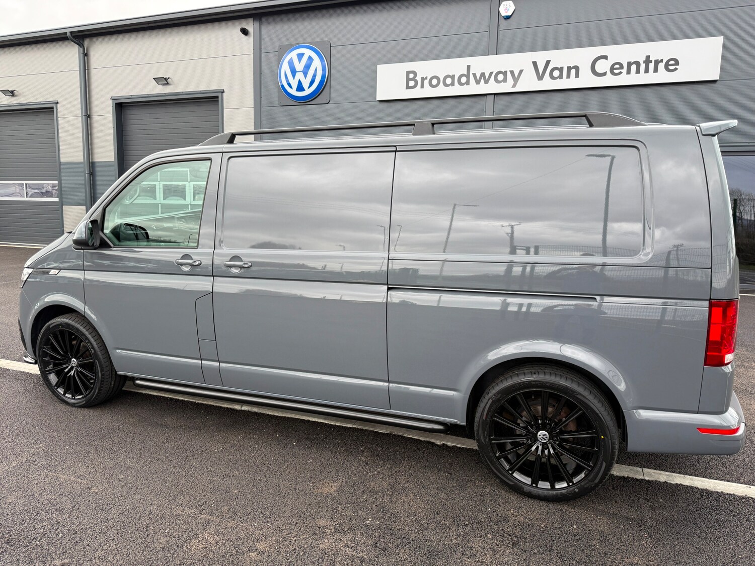 Used Volkswagen Transporter 2023 for sale - 77745125: Photo 7