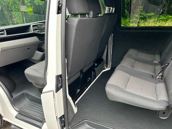 Used Volkswagen Transporter 2022 for sale - 75215427: Photo 8