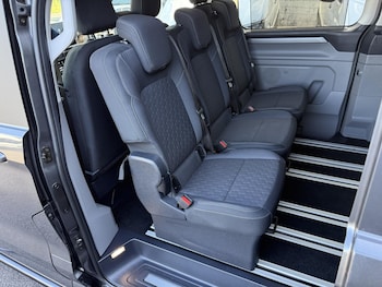 Used Ford Tourneo Custom 2024 for sale - 79230424: Photo