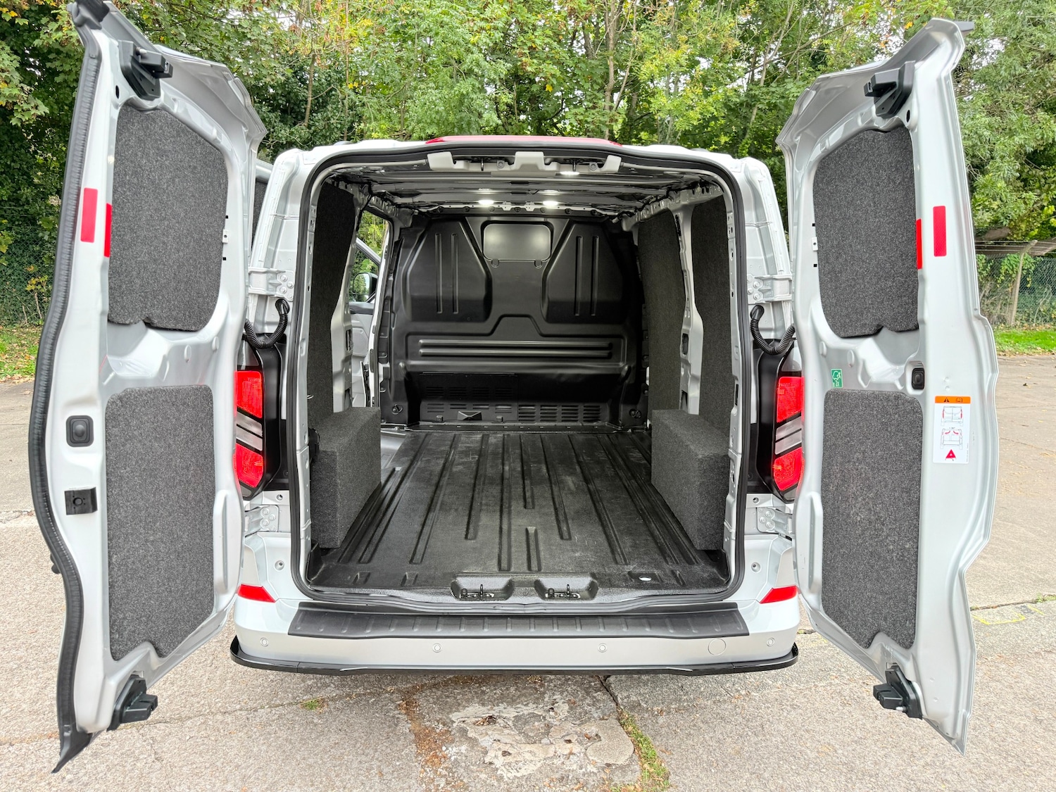 Used Ford Transit Custom 2024 for sale - 76275052: Photo 19