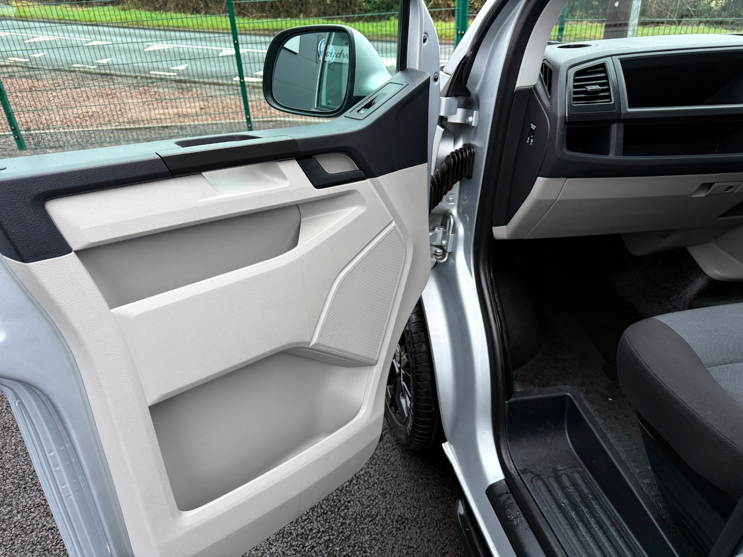 Used Volkswagen Transporter 2016 for sale - 77491046: Photo 12