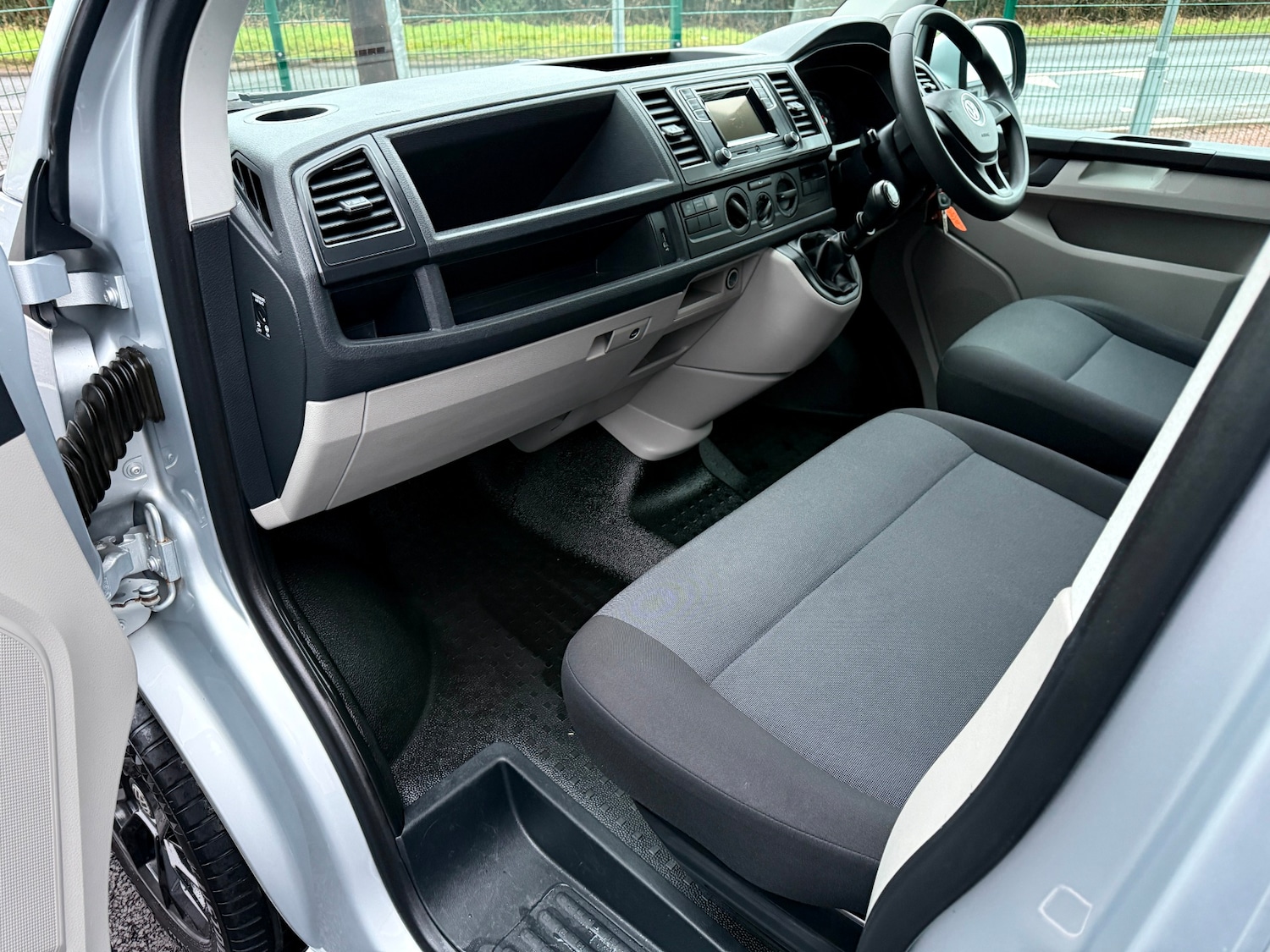 Used Volkswagen Transporter 2016 for sale - 77491046: Photo 14