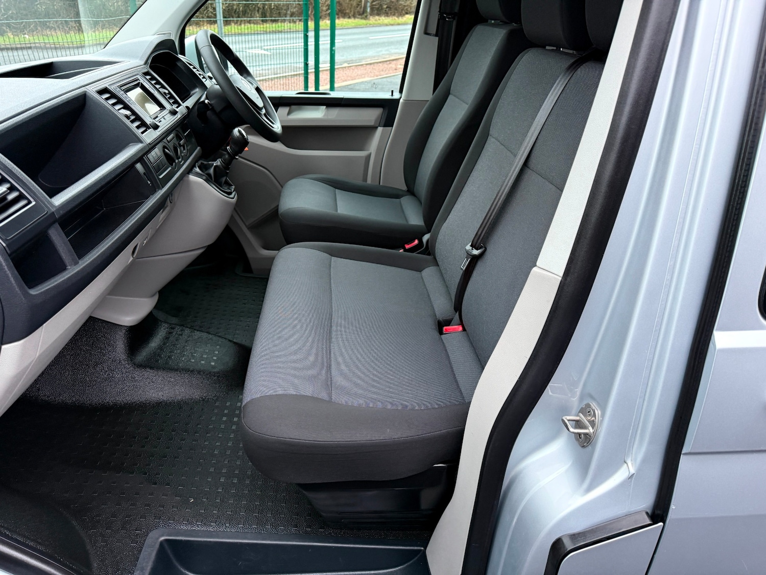 Used Volkswagen Transporter 2016 for sale - 77491046: Photo 16