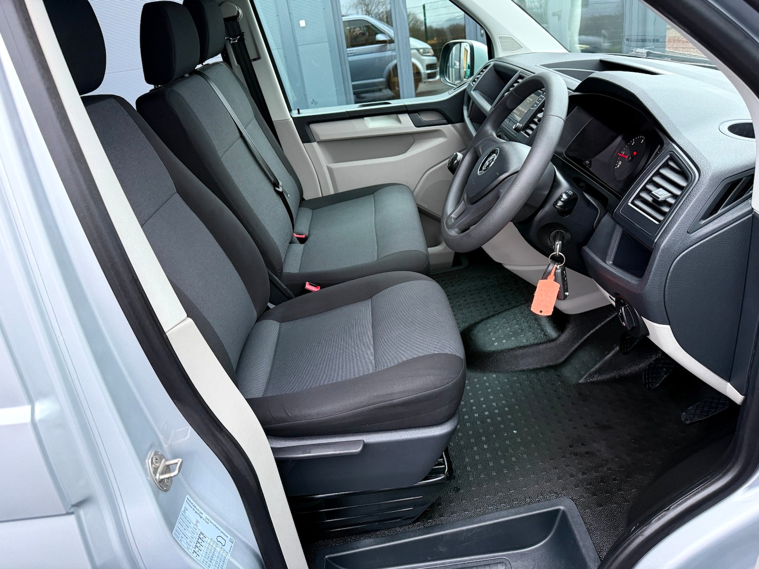 Used Volkswagen Transporter 2016 for sale - 77491046: Photo 18