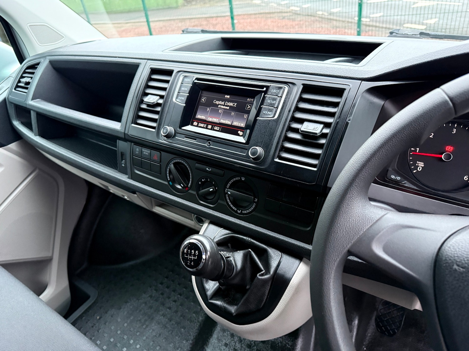 Used Volkswagen Transporter 2016 for sale - 77491046: Photo 19