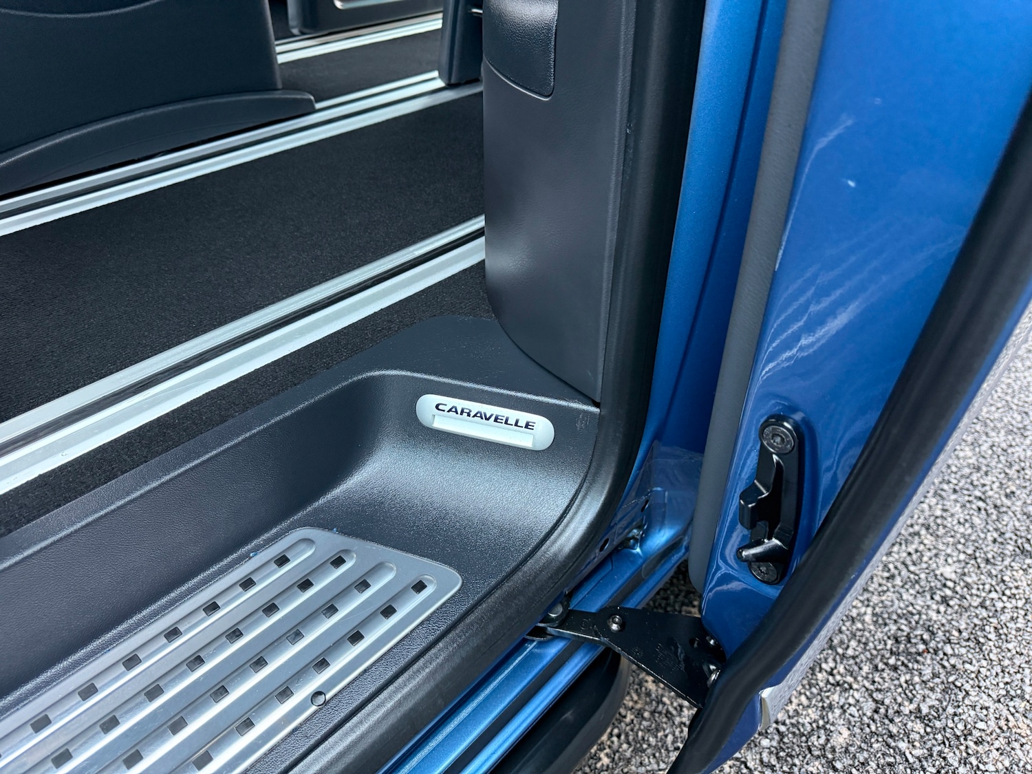 Used Volkswagen Caravelle 2018 for sale - 77365558: Photo 18