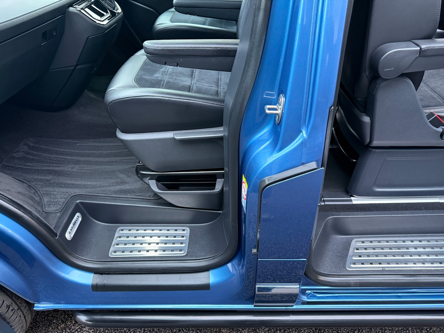 Used Volkswagen Caravelle 2018 for sale - 77365558: Photo 20