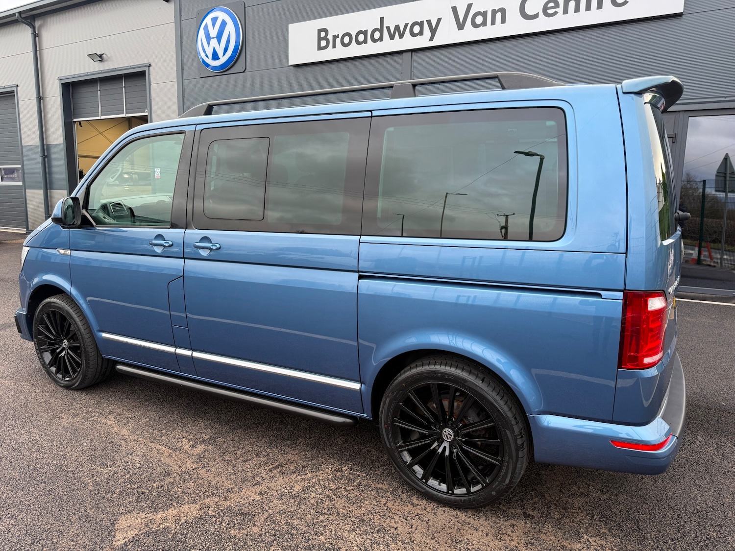 Used Volkswagen Caravelle 2018 for sale - 77365558: Photo 7
