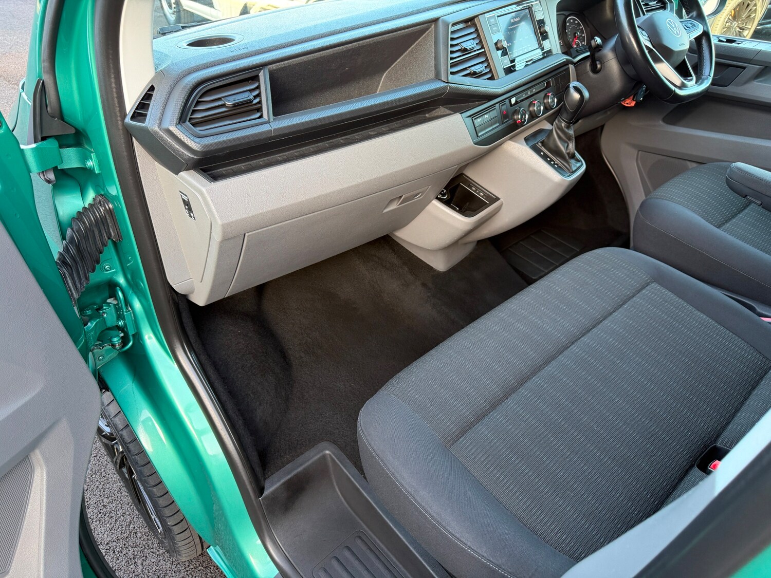 Used Volkswagen Transporter Shuttle 2020 for sale - 78163776: Photo 21