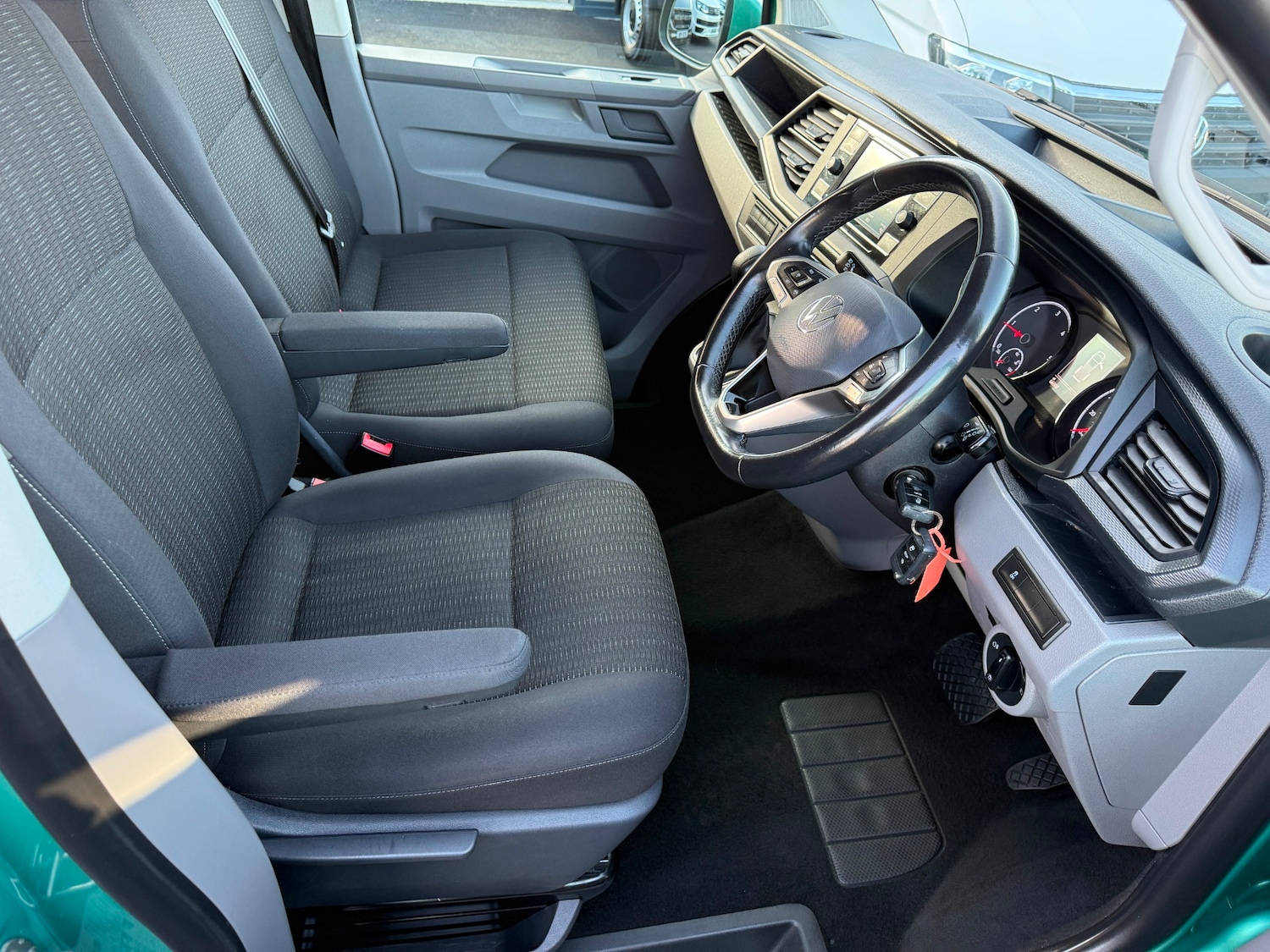 Used Volkswagen Transporter Shuttle 2020 for sale - 78163776: Photo 25