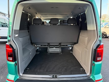 Used Volkswagen Transporter Shuttle 2020 for sale - 78163776: Photo