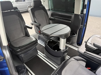 Used Volkswagen Caravelle 2021 for sale - 78951935: Photo