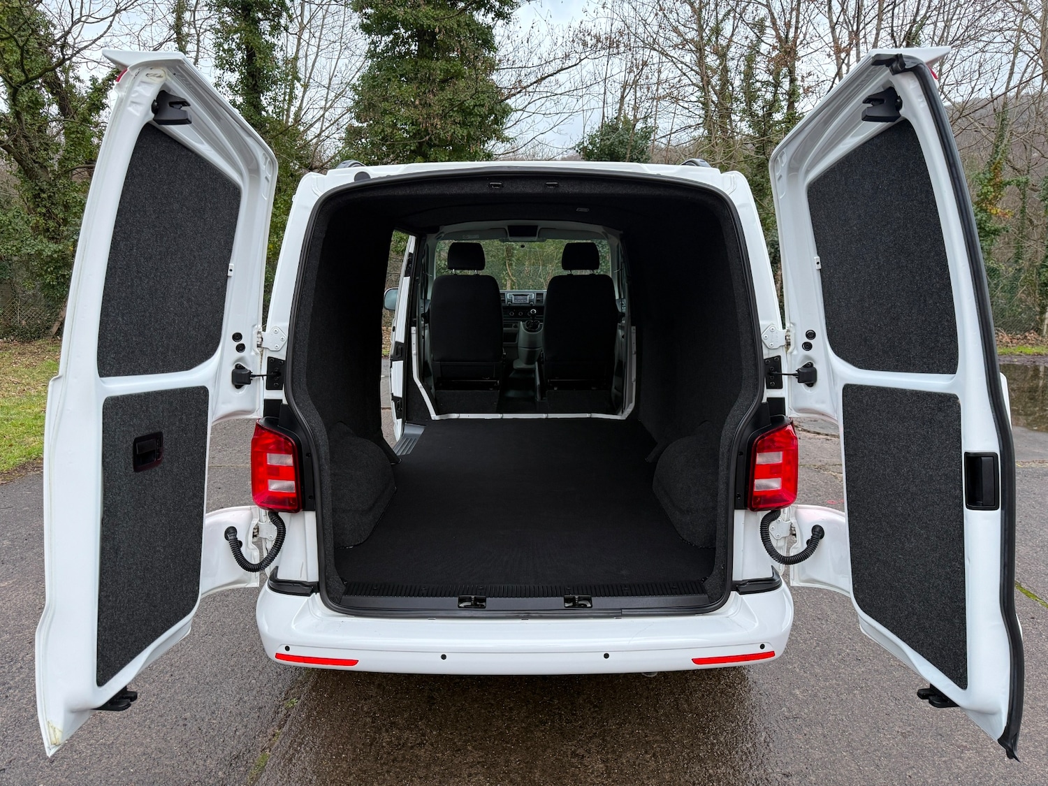 Used Volkswagen Transporter 2019 for sale - 77189623: Photo 11