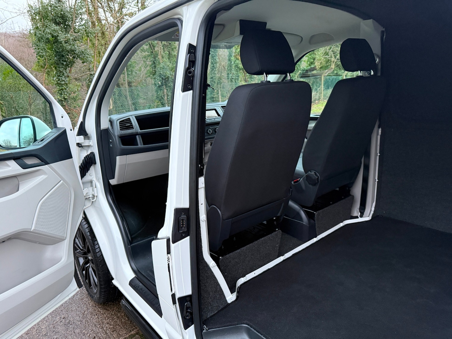 Used Volkswagen Transporter 2019 for sale - 77189623: Photo 19