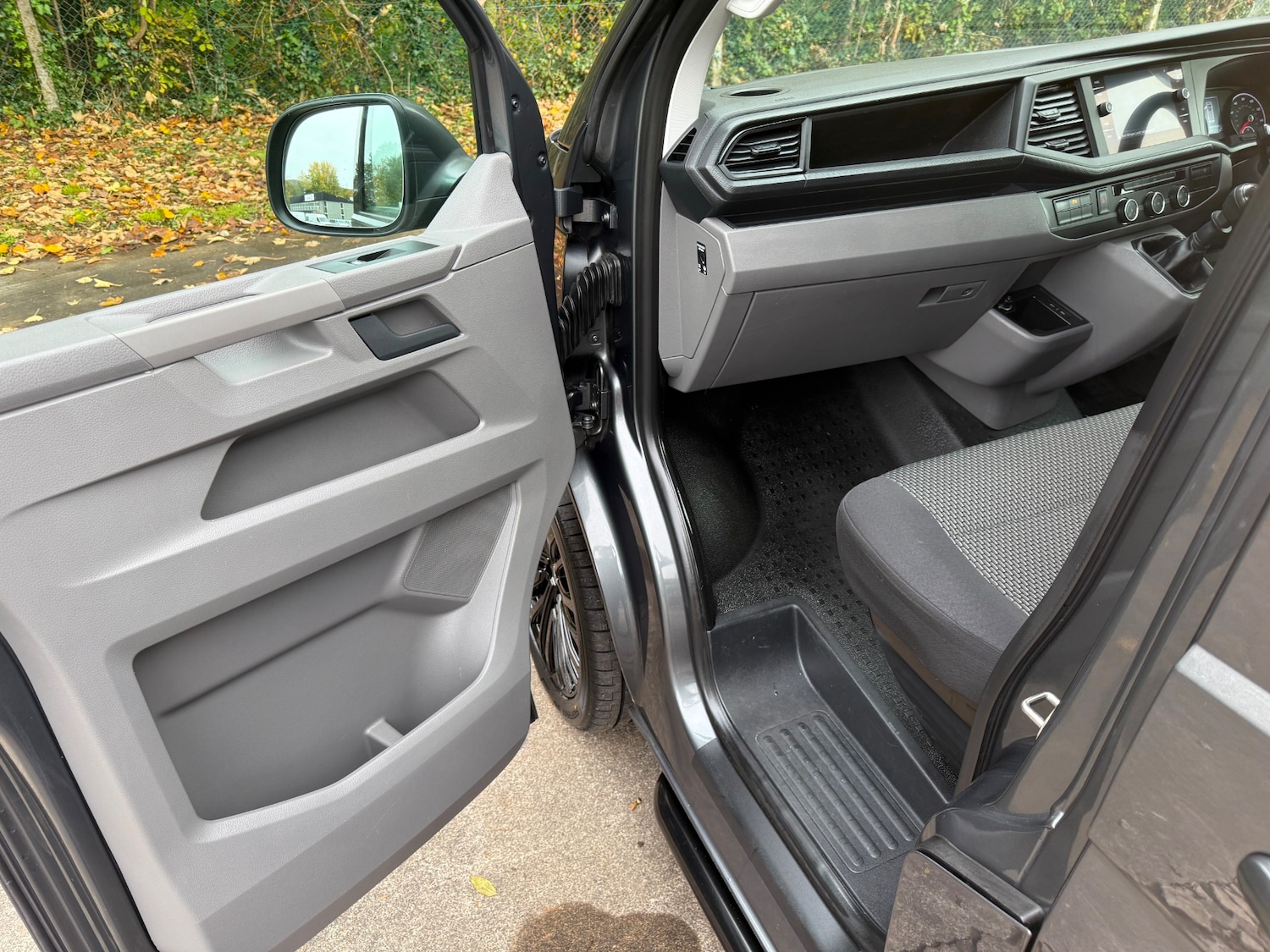 Used Volkswagen Transporter 2022 for sale - 76418647: Photo 16