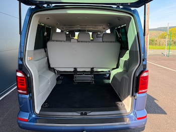 Used Volkswagen Transporter Shuttle 2019 for sale - 78354709: Photo
