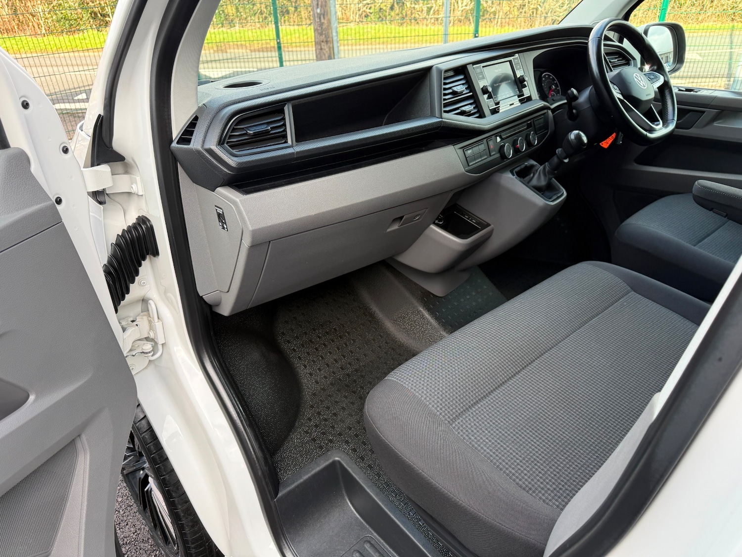 Used Volkswagen Transporter 2021 for sale - 77447758: Photo 15