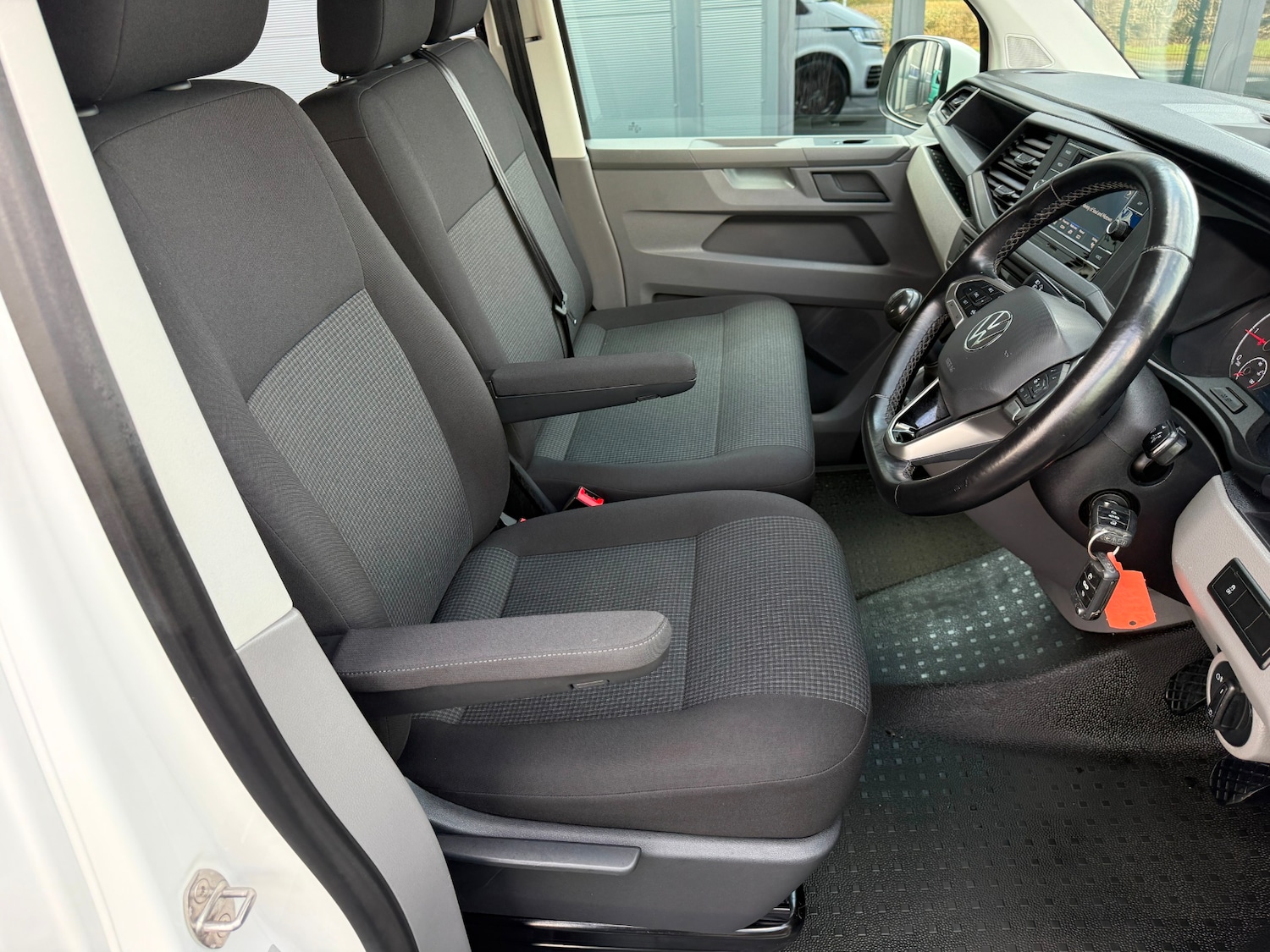 Used Volkswagen Transporter 2021 for sale - 77447758: Photo 16