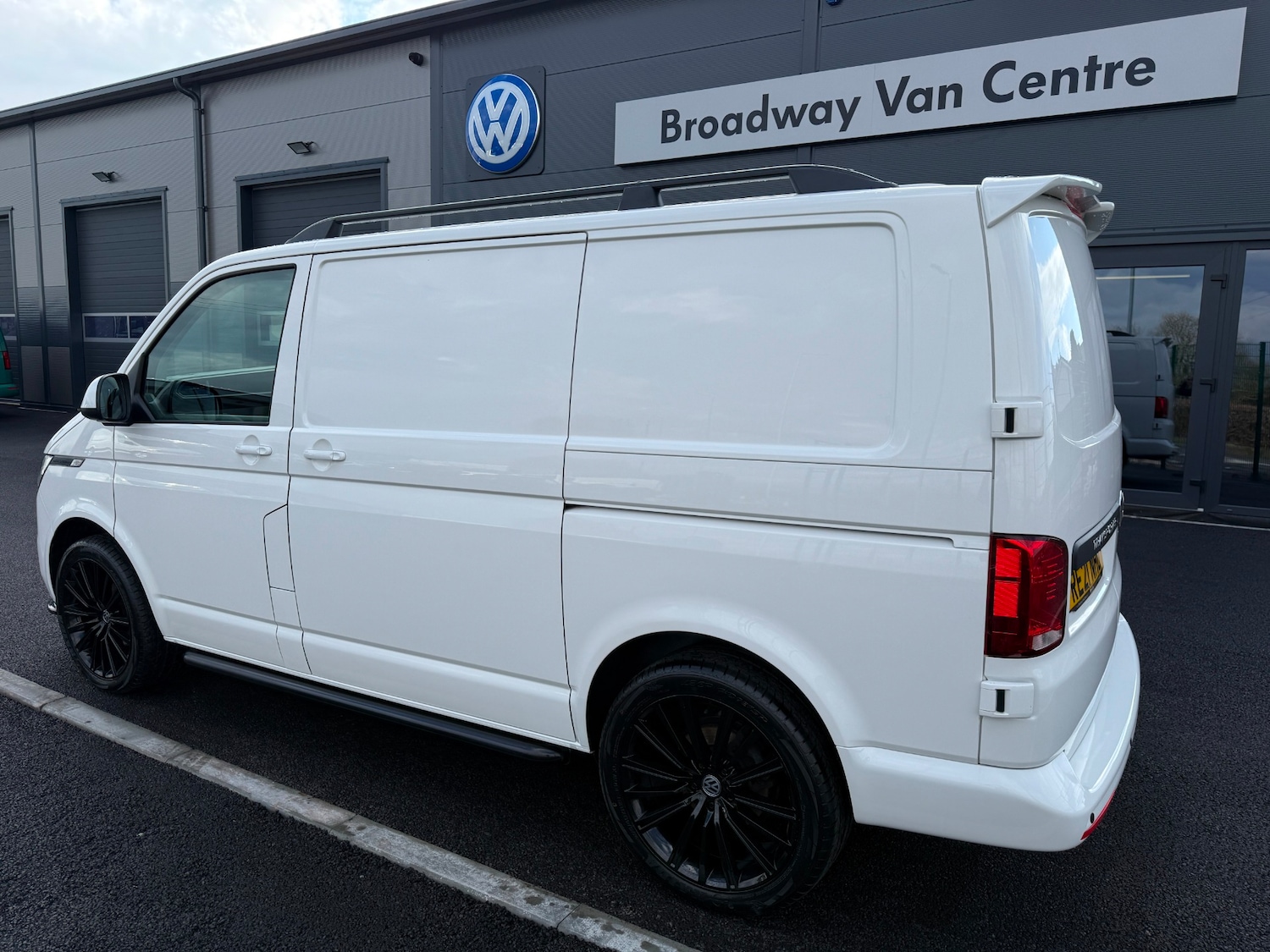 Used Volkswagen Transporter 2021 for sale - 77447758: Photo 5