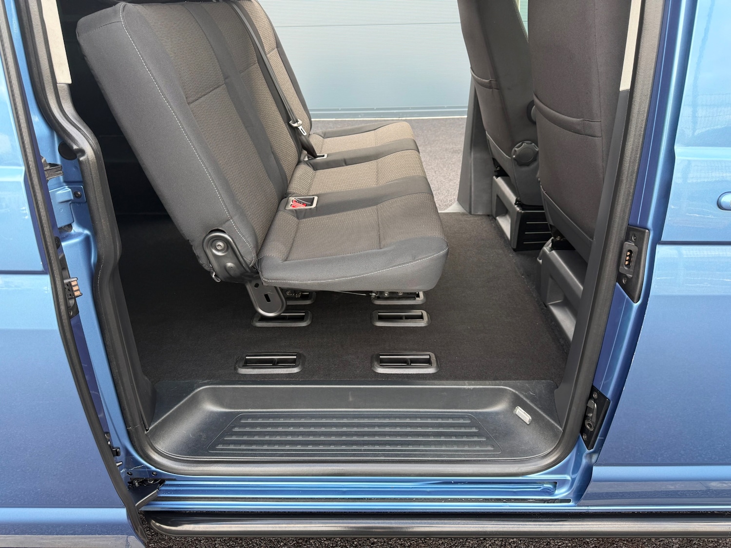 Used Volkswagen Transporter Shuttle 2018 for sale - 77447756: Photo 4