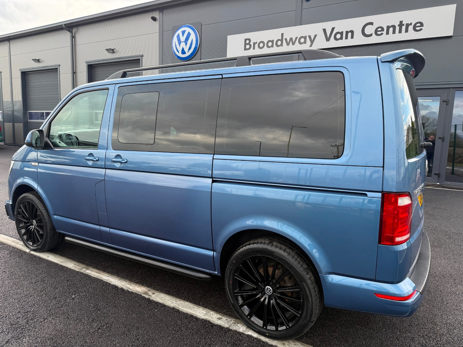 Used Volkswagen Transporter Shuttle 2018 for sale - 77447756: Photo 6