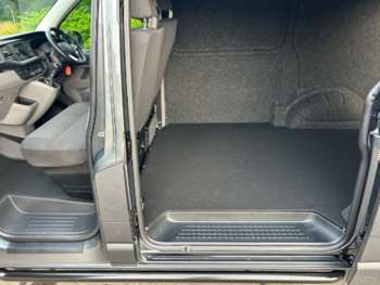 Used Volkswagen Transporter 2024 for sale - 75113980: Photo