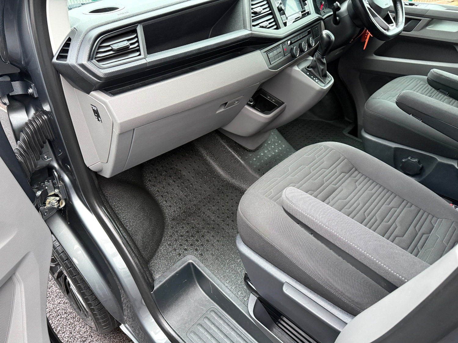 Used Volkswagen Transporter Shuttle 2020 for sale - 77543791: Photo 16