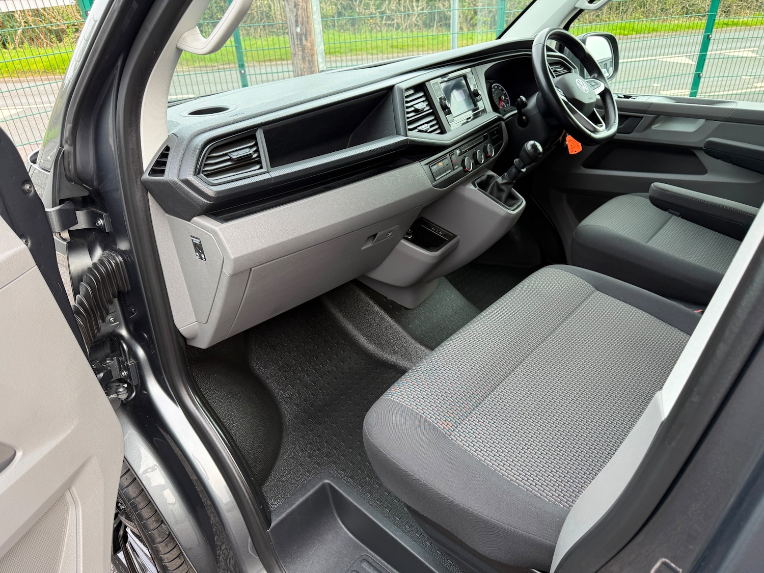 Used Volkswagen Transporter 2023 for sale - 78202553: Photo 14