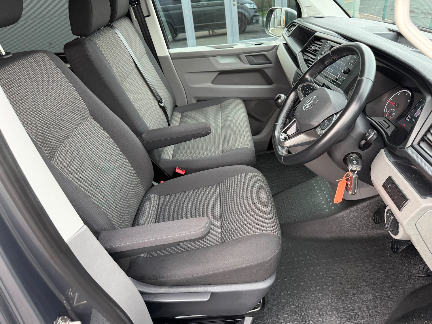 Used Volkswagen Transporter 2023 for sale - 78202553: Photo 16