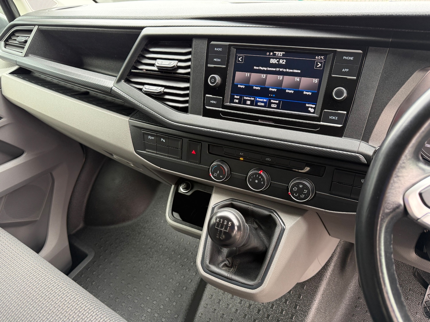 Used Volkswagen Transporter 2023 for sale - 78202553: Photo 17