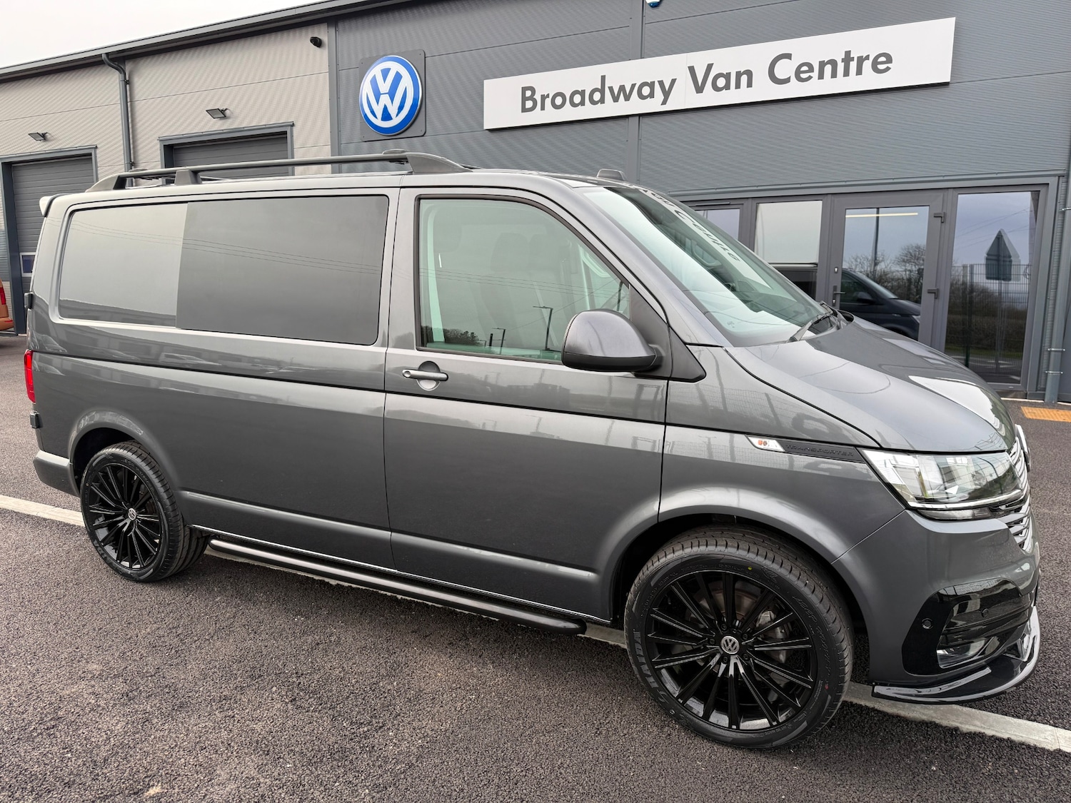 Used Volkswagen Transporter 2023 for sale - 78202553: Photo 9