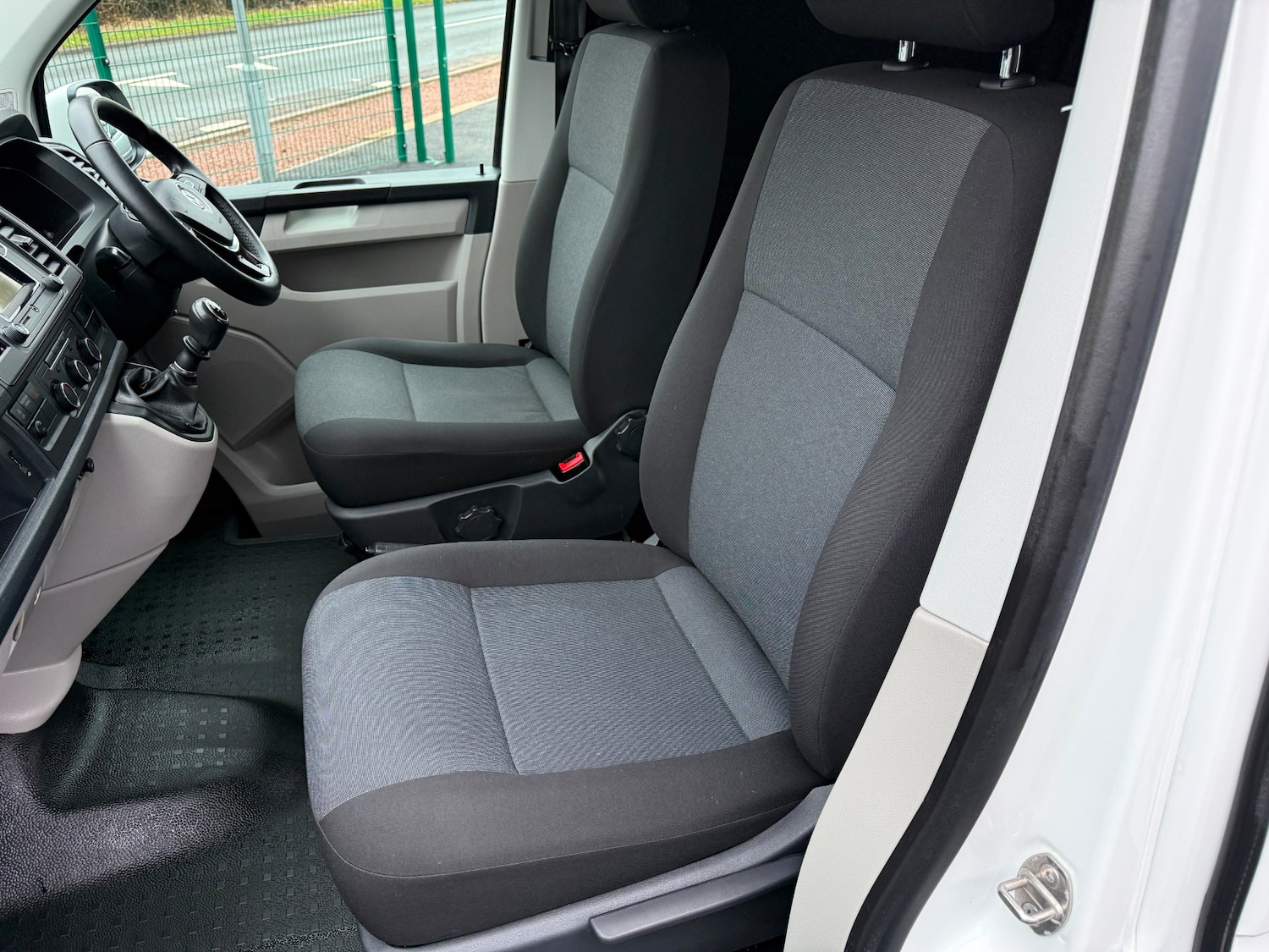 Used Volkswagen Transporter 2019 for sale - 77491045: Photo 18